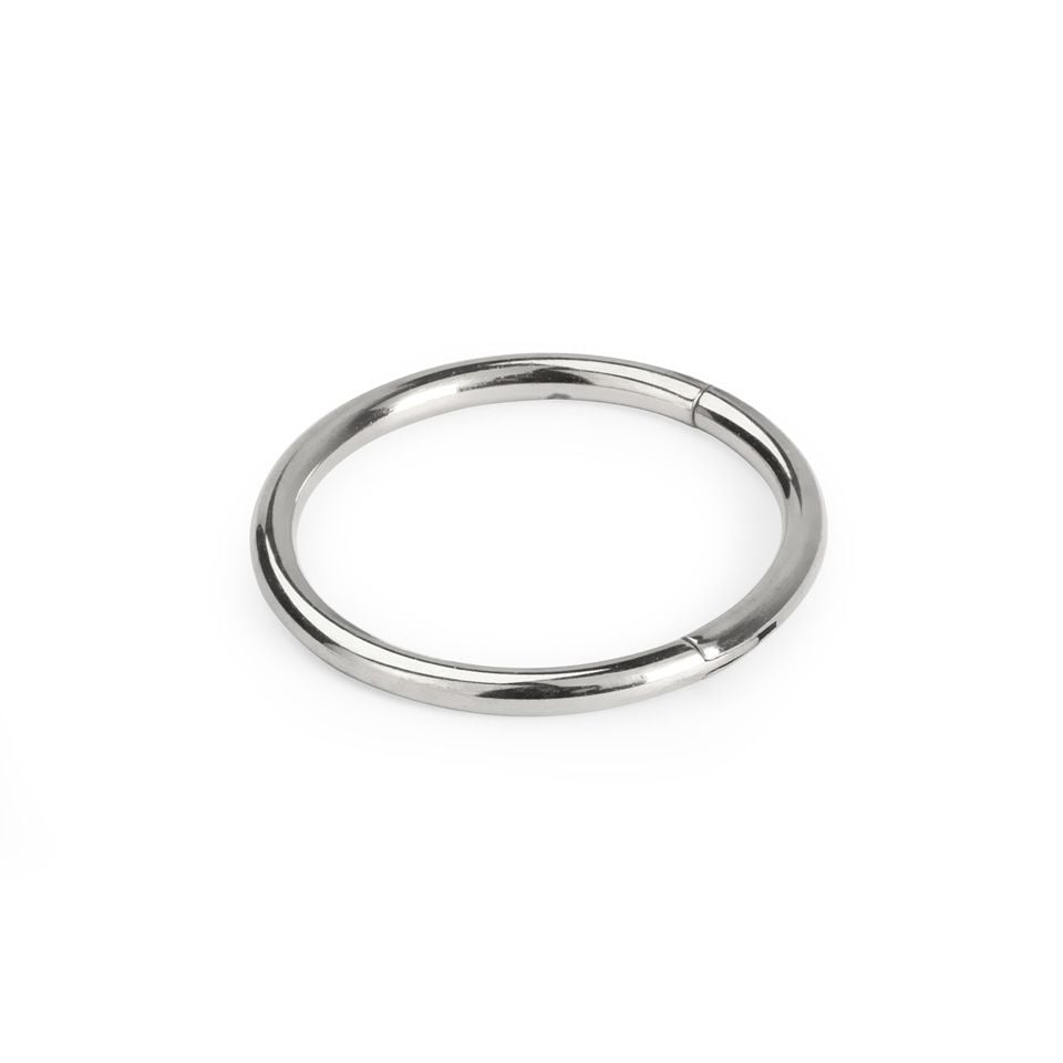 Hinged segment ring in your choice of color