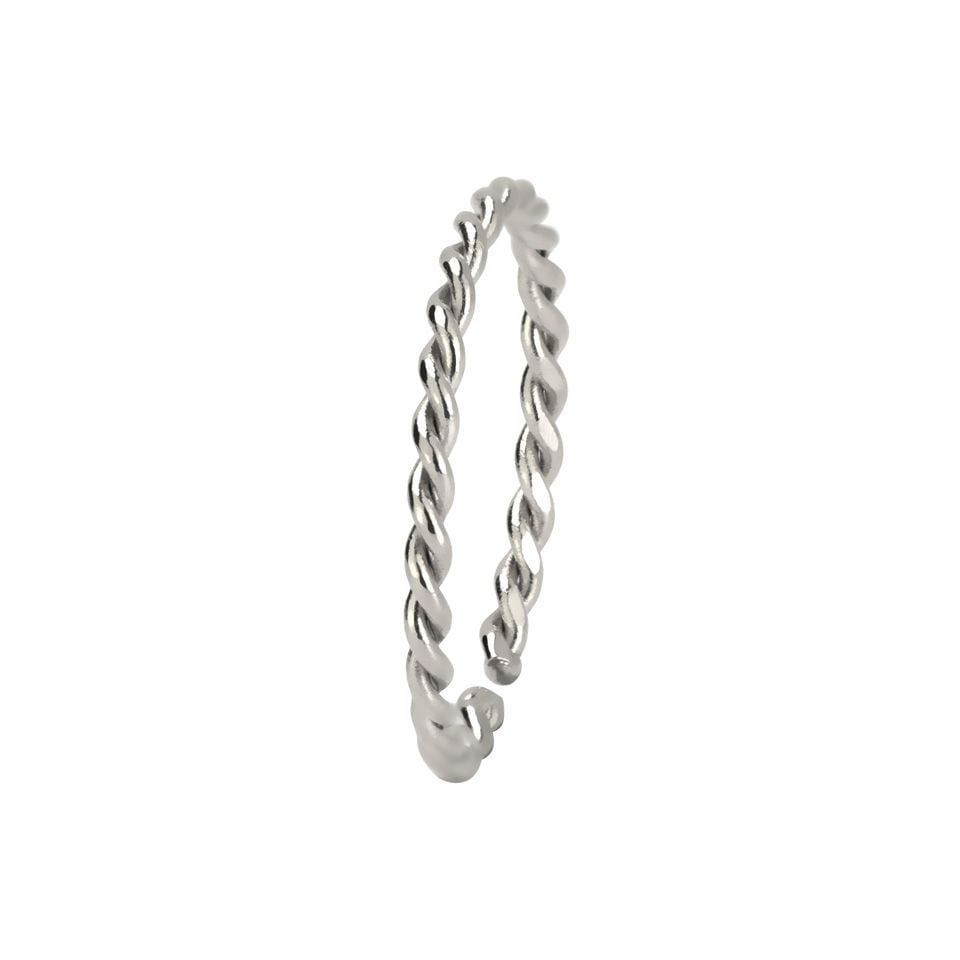 Seamless twisted ring