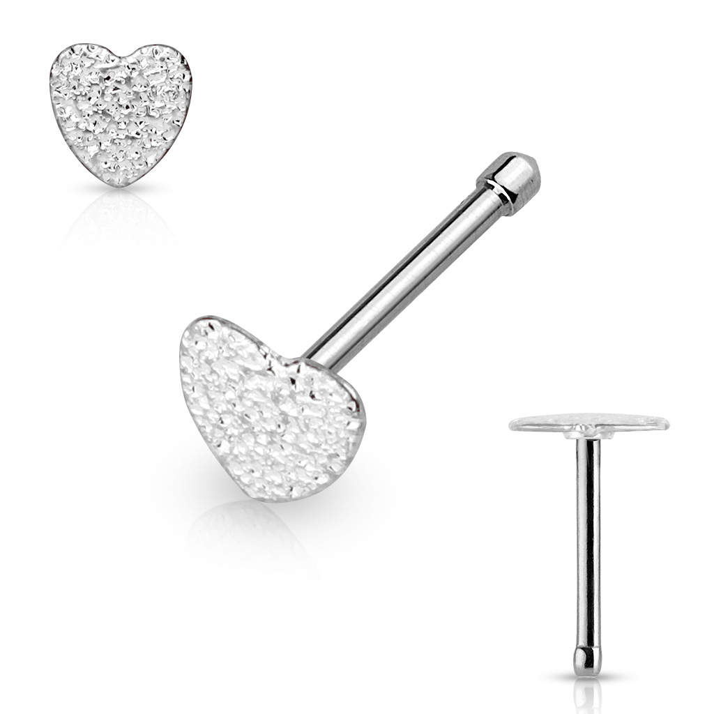 Nose stud with hammered heart