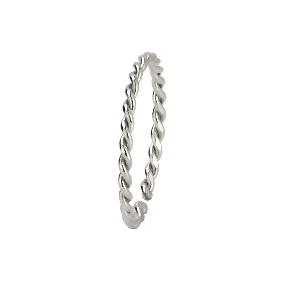 Seamless twisted ring