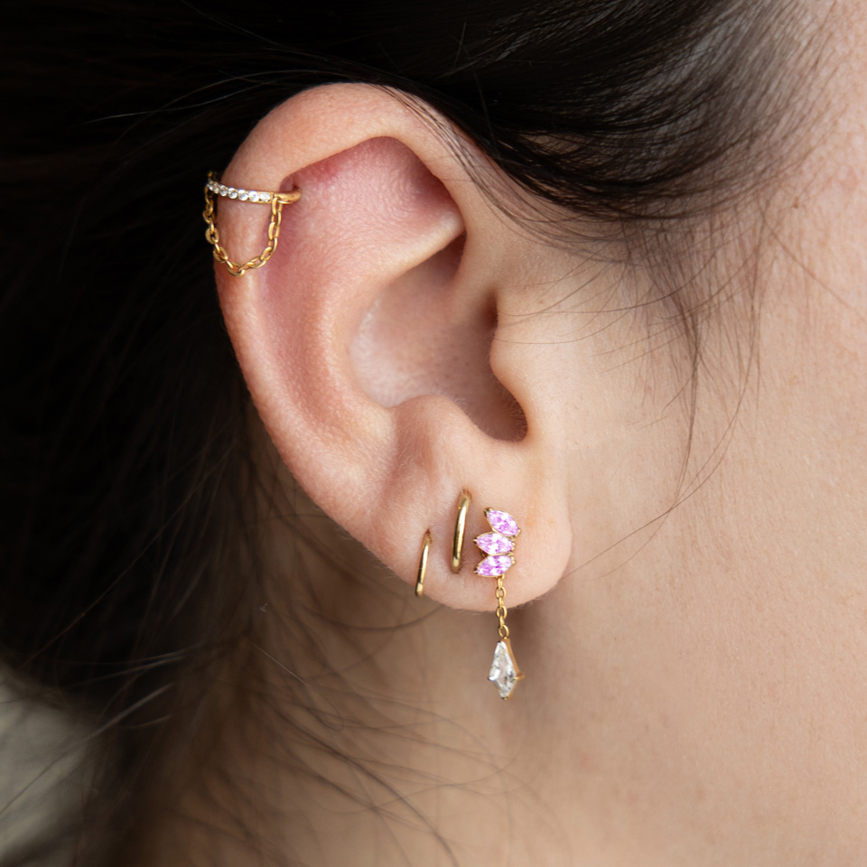 Privjesak s kamenčićem u obliku dijamanta