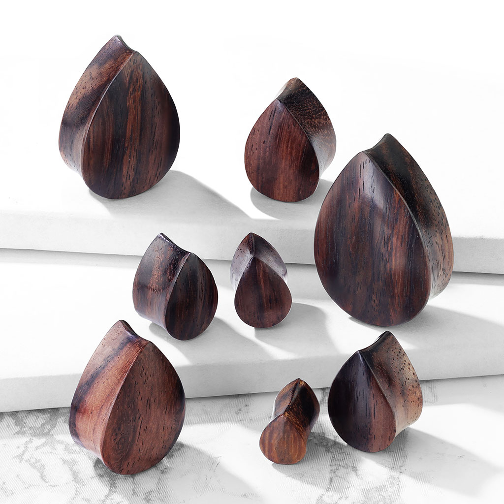 Plug drop-shaped made of wood