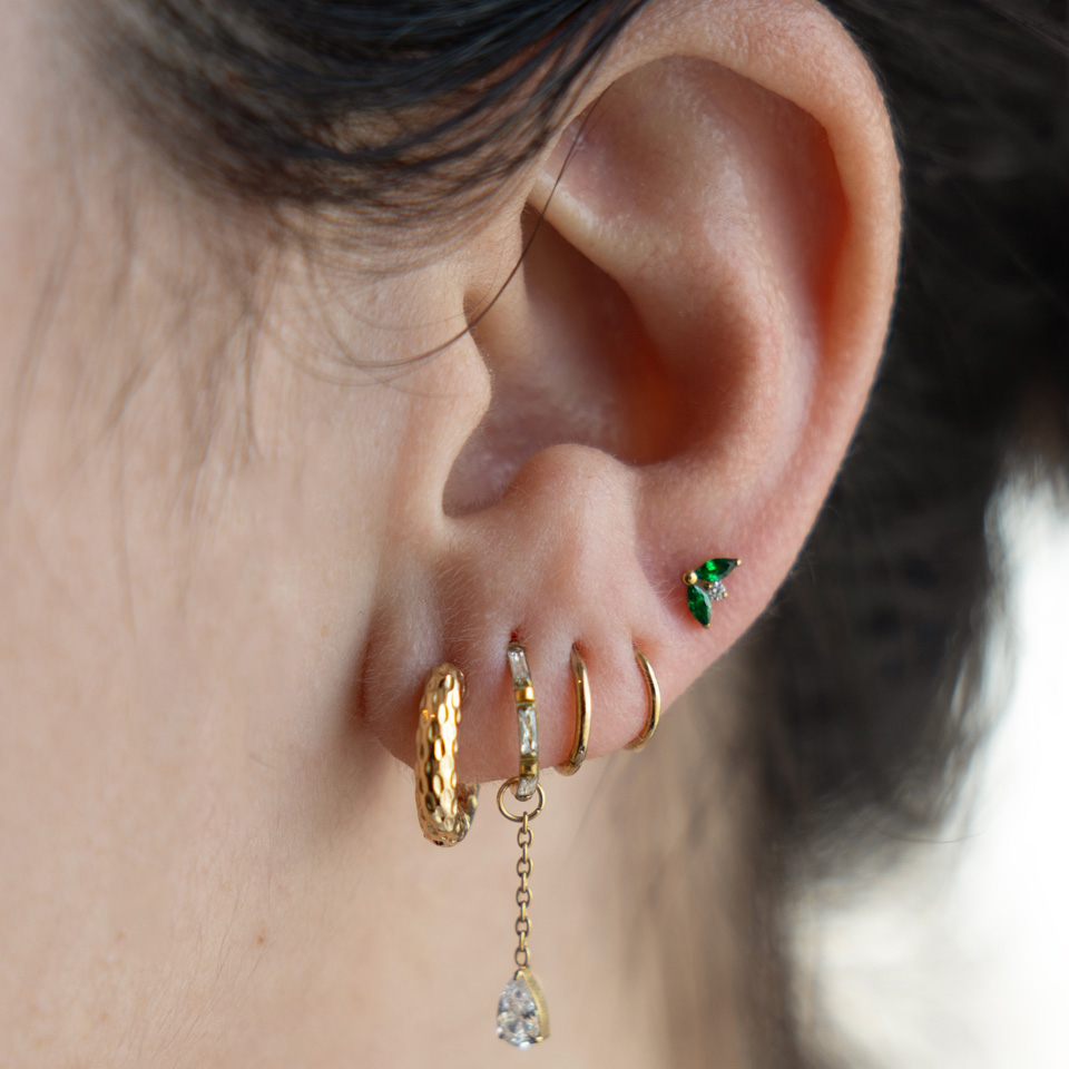 Titanium ring with baguette cut stones