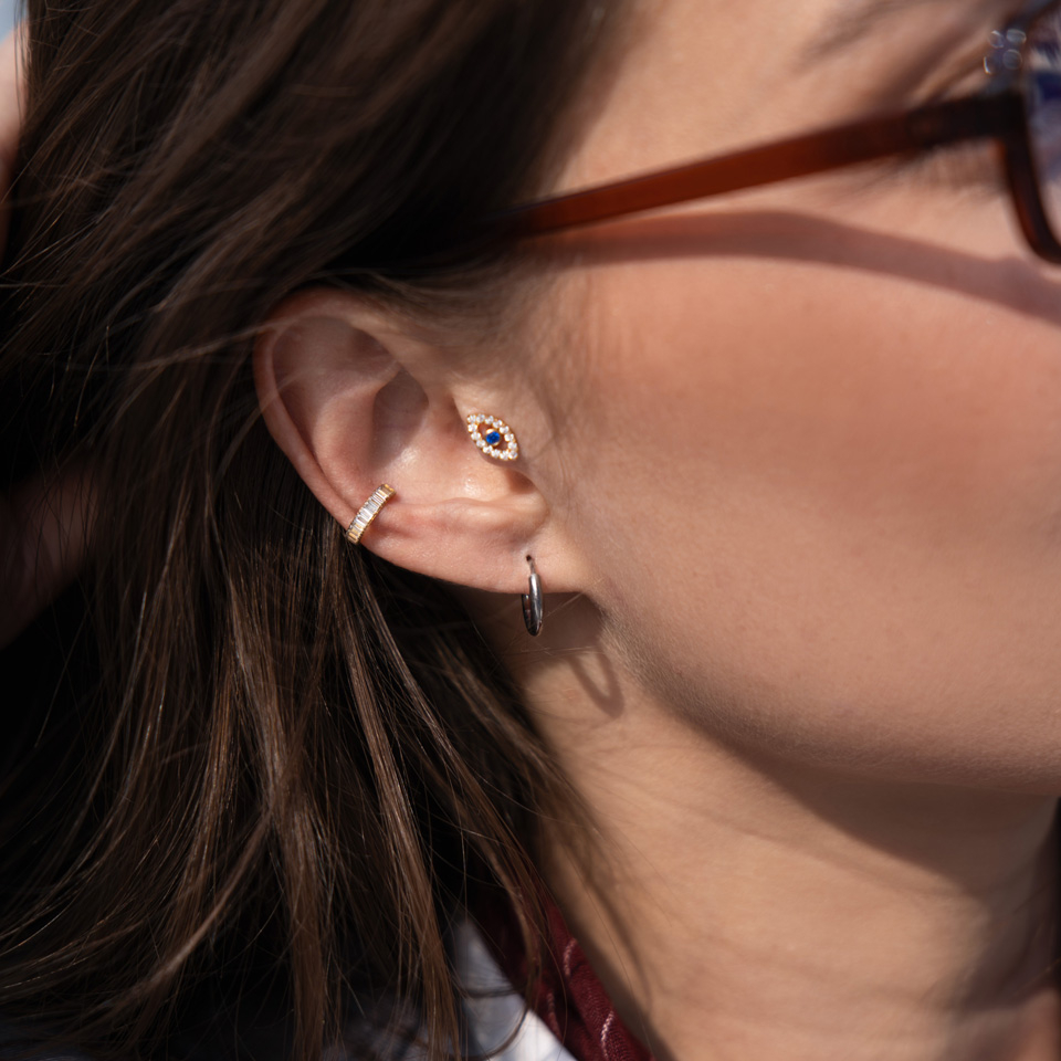 Pair of titanium huggie hoops