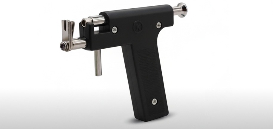 Body Piercing Needle Versus Gun Body Piercing Needle Versus Gun